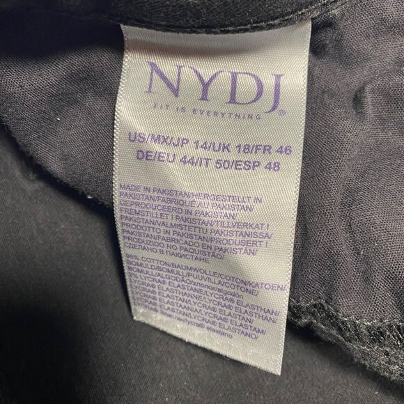 NYDJ Women's Black Barbara Bootcut Jeans Size 14  Stretchy Denim - Picture 3 of 7
